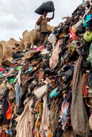 Copertina Cortometraggio Agire Vestendoci